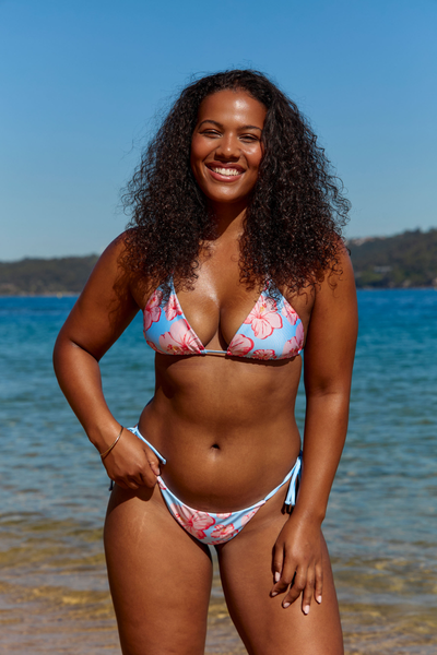 Haut Triangle Tallow en Fleurs de Maui