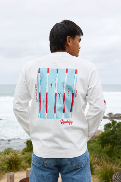 Weißes, übergroßes Langarm-Wassersport-T-Shirt