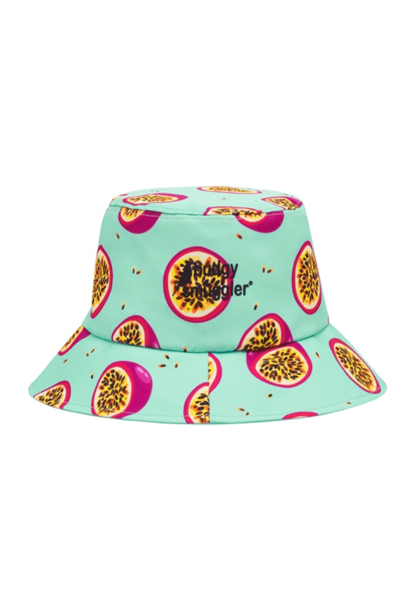 Bucket hat in Passion Fruit 