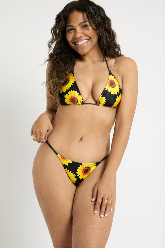 Triangle Bikini Top "Tallow" mit schwarzem Sonnenblumenmuster